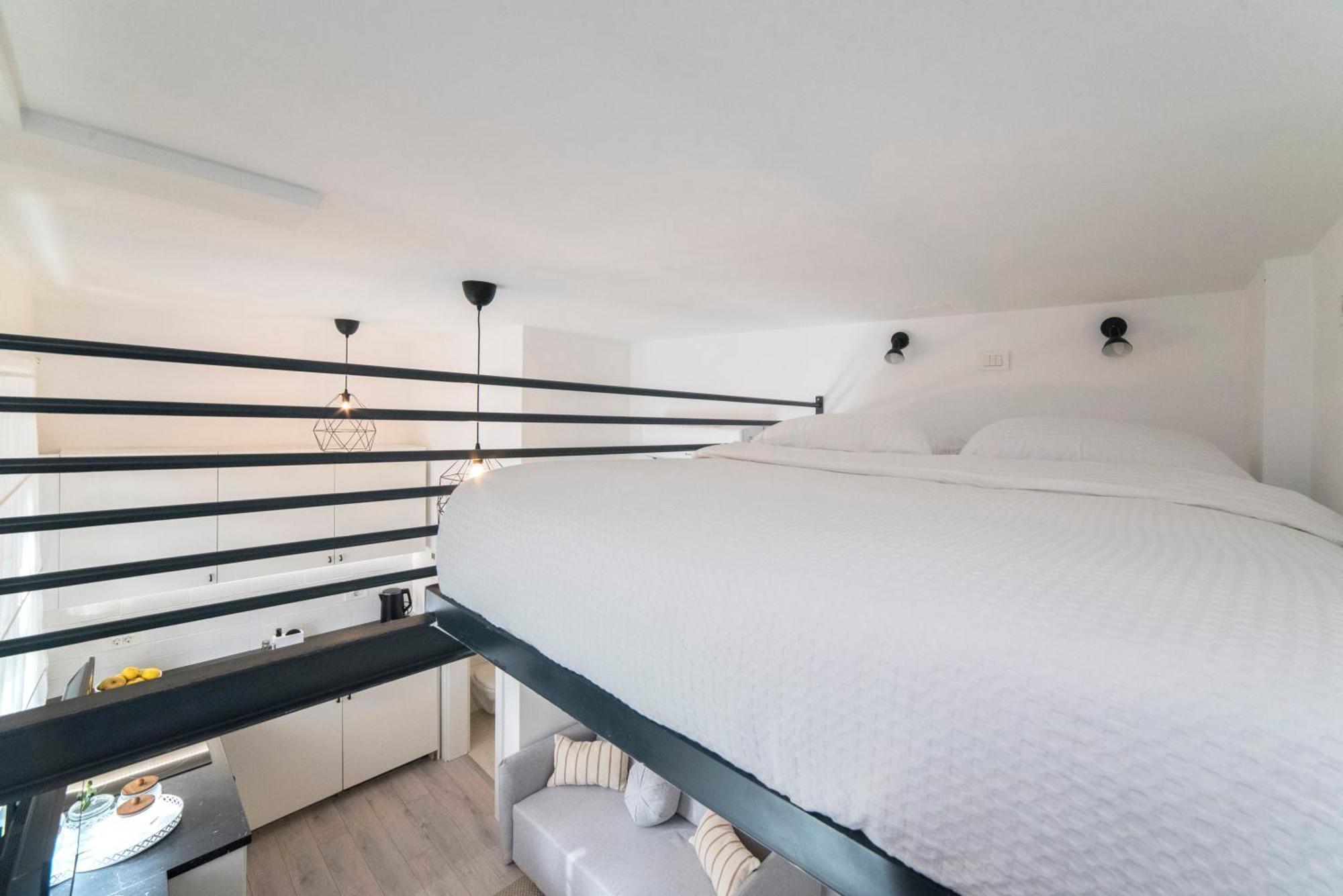 Mini P With Parking Apartment Zagreb